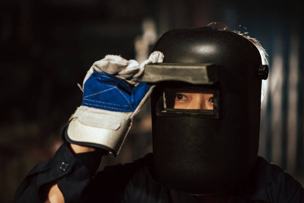 Why a Modern Welding Helmet Protects Your Eyes for Long-Term Health